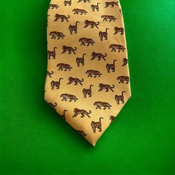 Ralph Lauren Yellow Silk Necktie Bengals Tigers Tie Hand Finished in USA - Picture 4 of 4